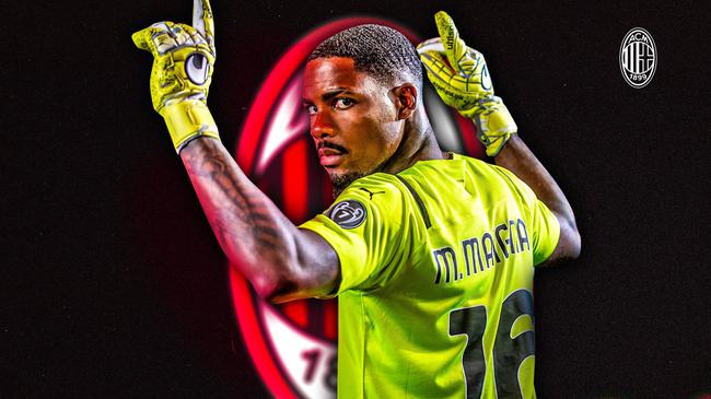 NBA第一球痴！塔图姆穿保护靴+水下训练，连出席婚礼都要训练